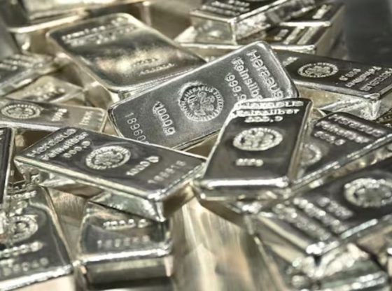 Silver MCX price hits record high after ₹32,000 jump